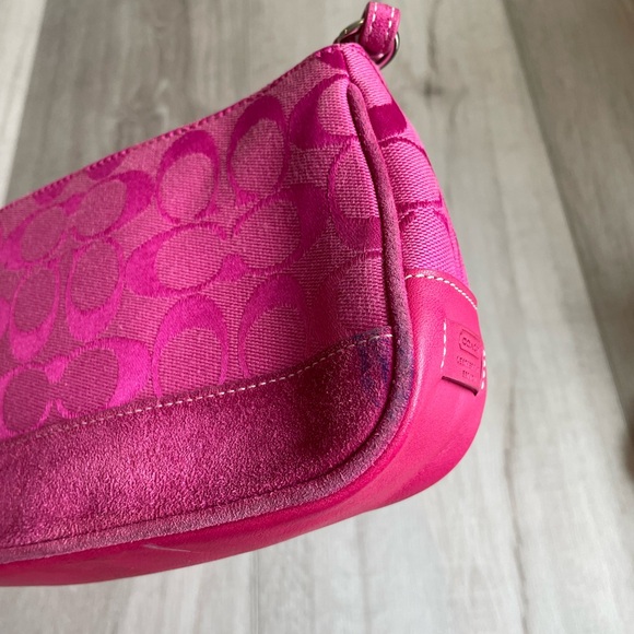 Coach demi in hot pink - Picture 7 of 12